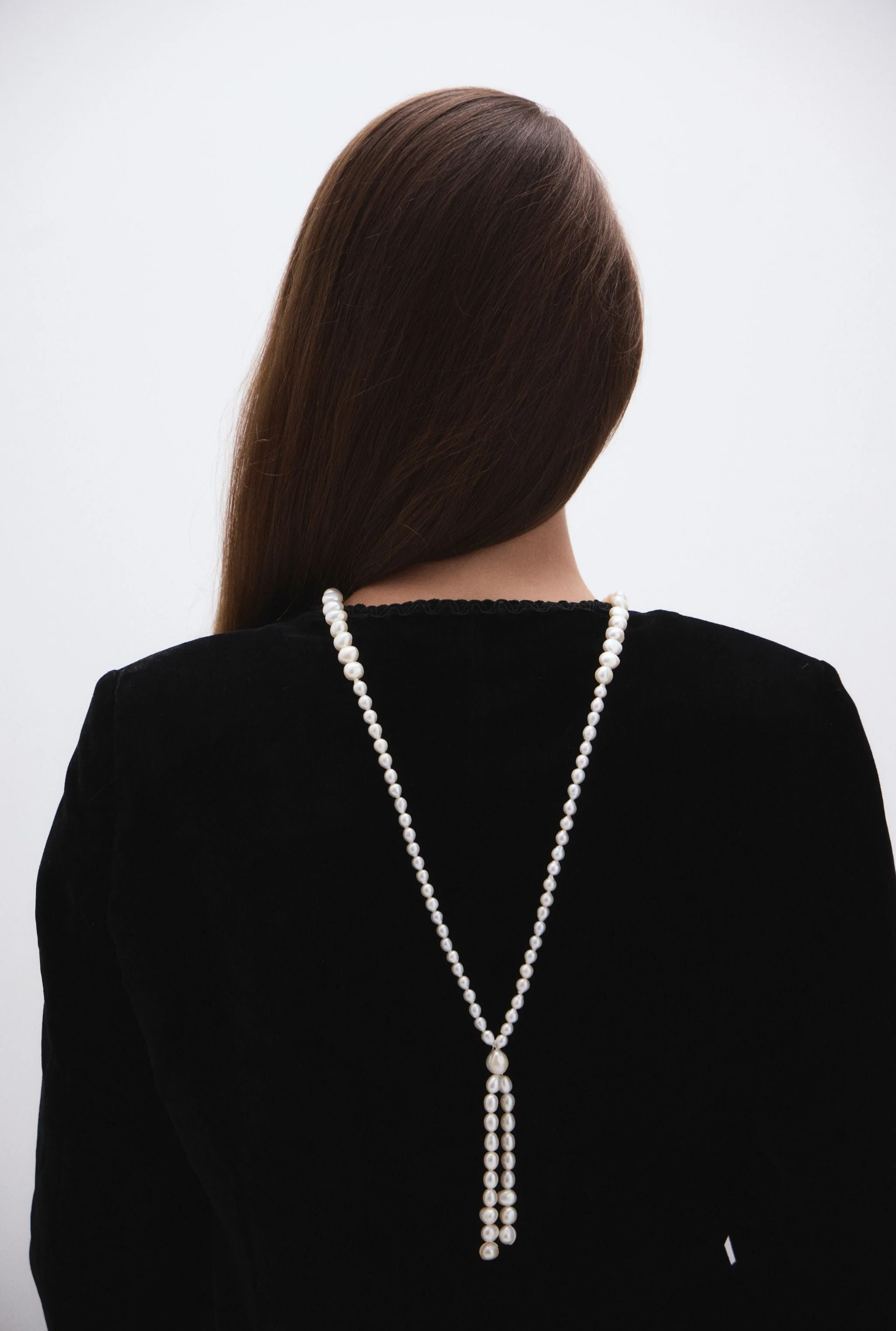 Jasmin Sparrow Lune Pearl Necklace - Image 4