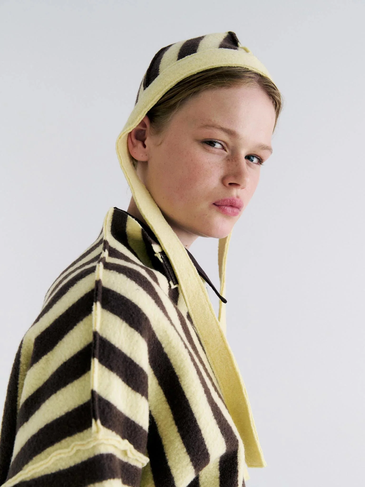 Rus Shikai Polo Sweater - Image 5