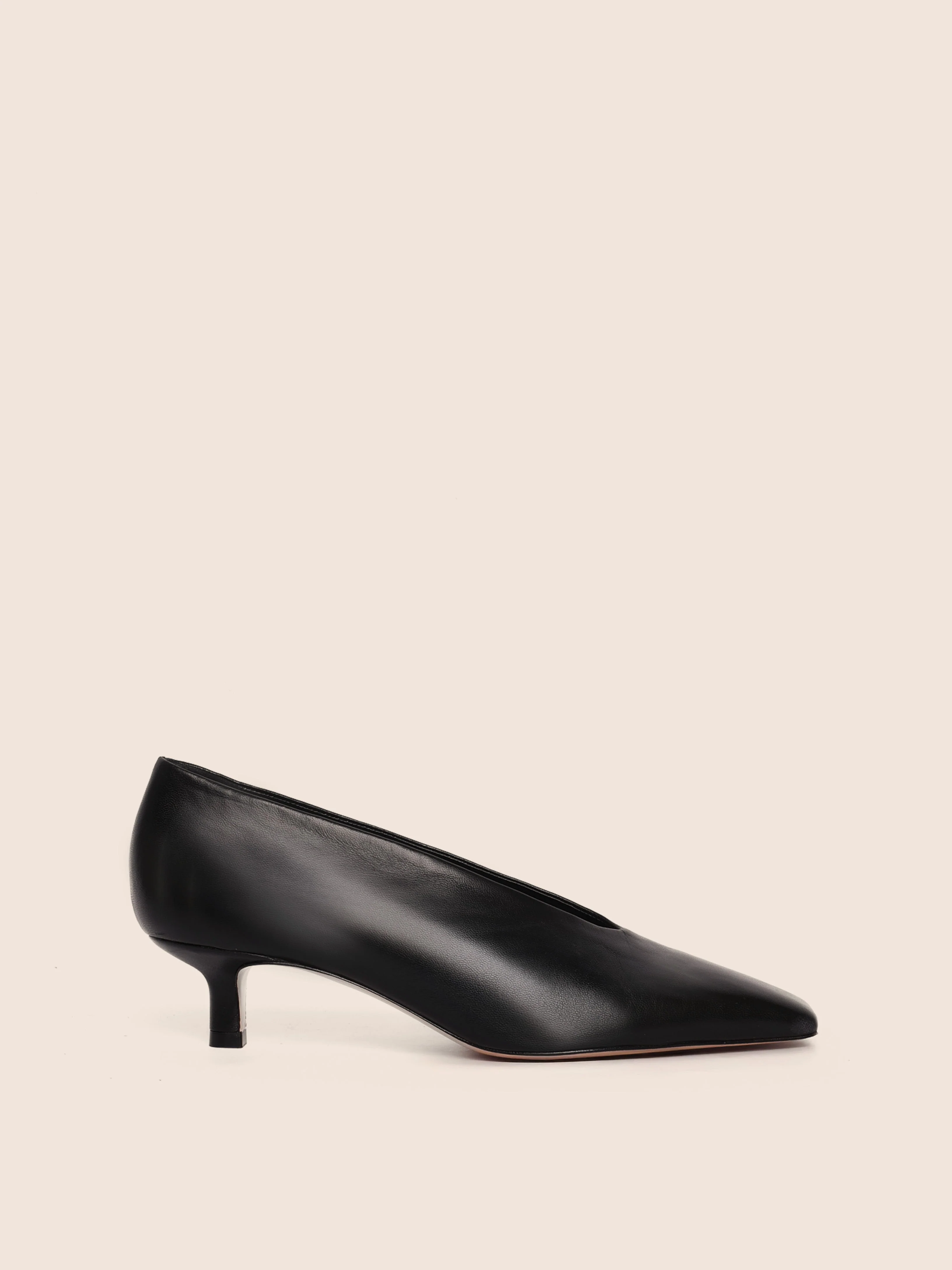 Maguire Mariana Pump - Black
