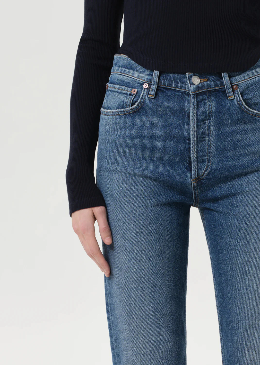 AGOLDE 90's Pinch Waist Crop Jeans - Image 6