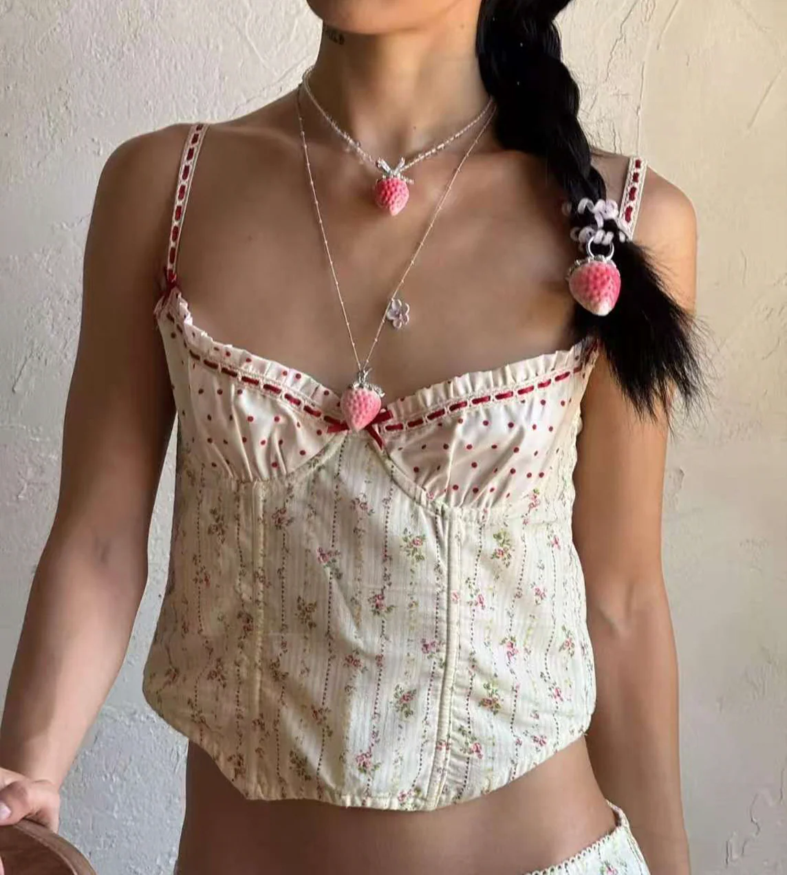 YVMIN Strawberry Bowknot Crystal Necklace - Image 4