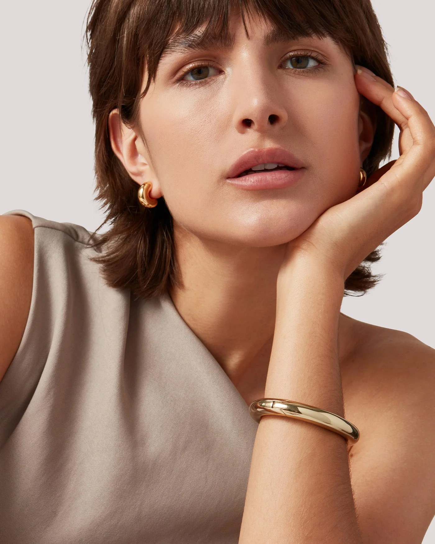 Jenny Bird Gia Mega Bangle - Gold - Image 2