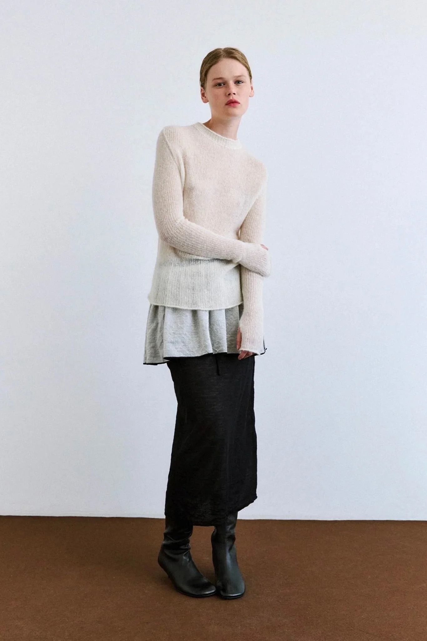 Rus Yubi Sweater - Image 4