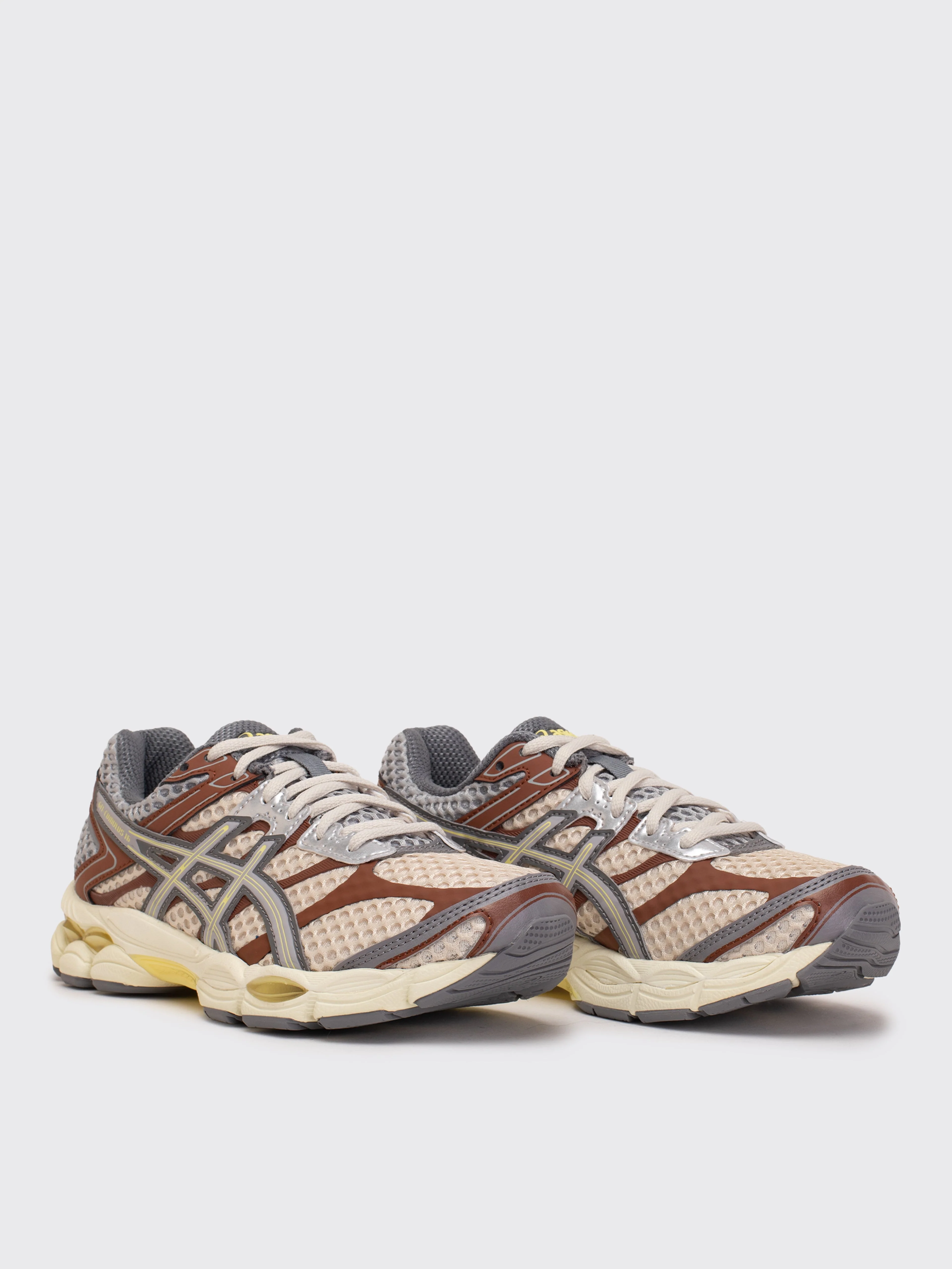 ASICS Emmi x Asics Gel-Cumulus 16 Sneakers - Beige/Grey - Image 2