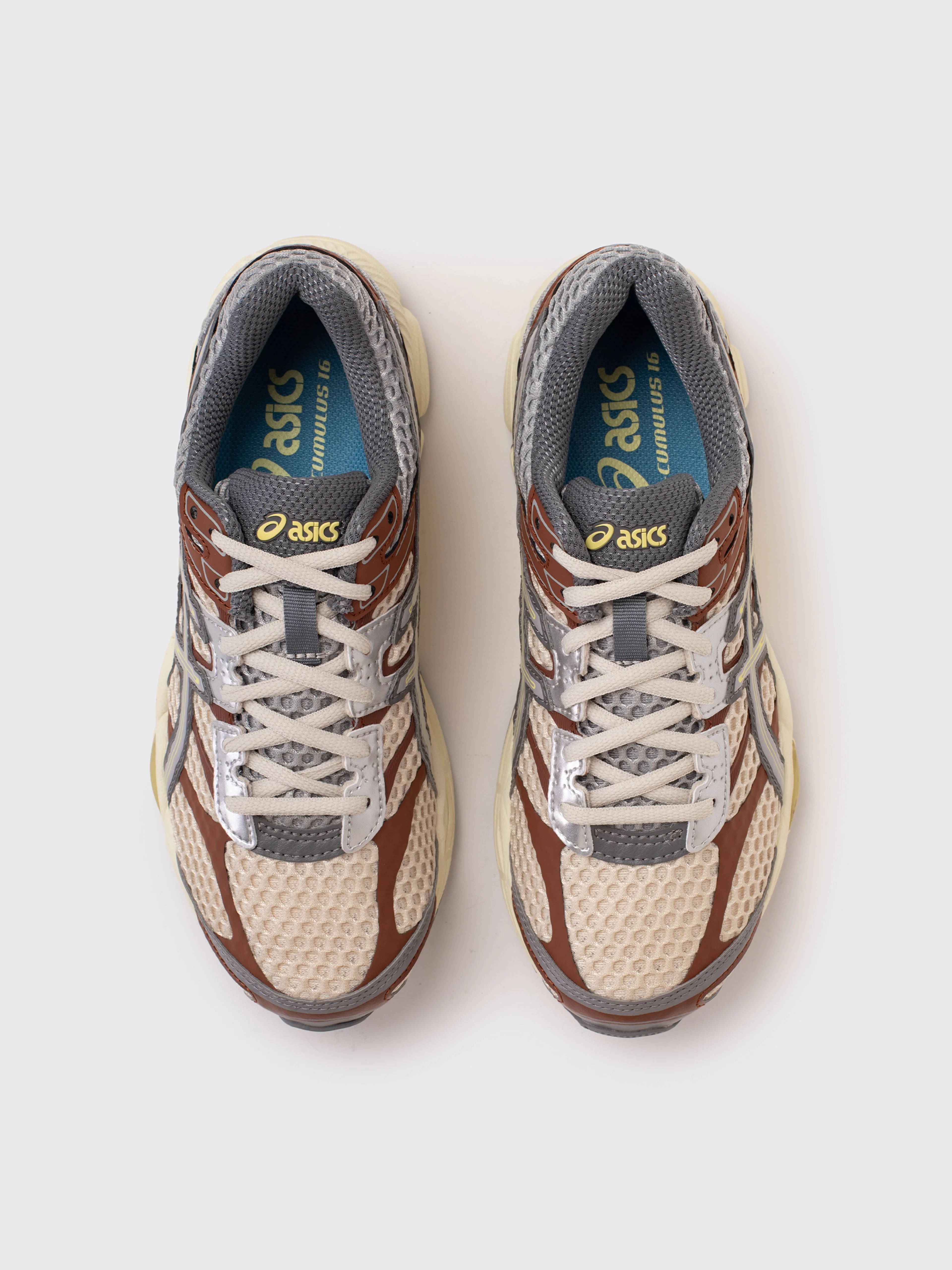 ASICS Emmi x Asics Gel-Cumulus 16 Sneakers - Beige/Grey - Image 4
