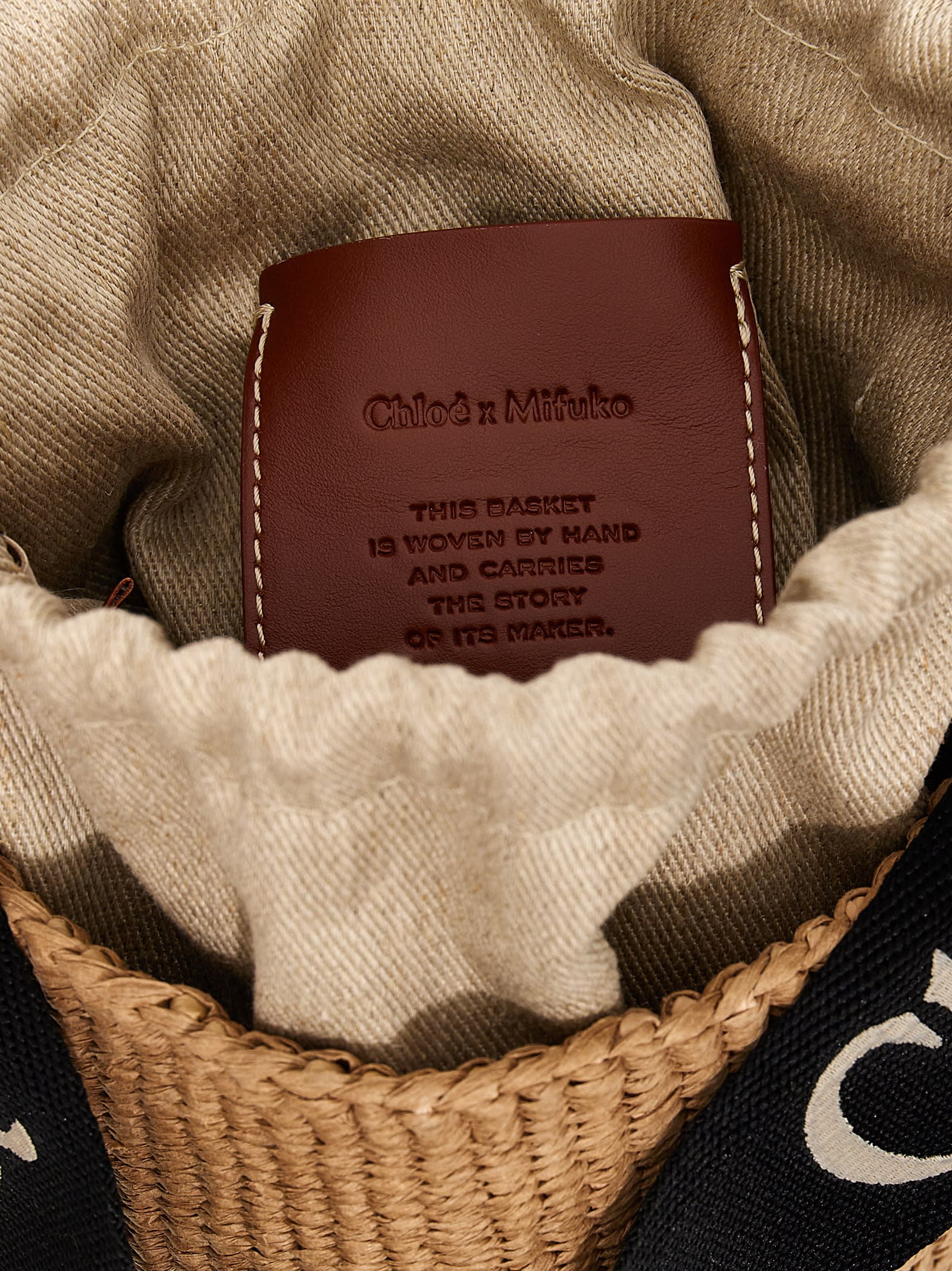 Chloé Woody Small Bucket Bag - Beige - Image 4