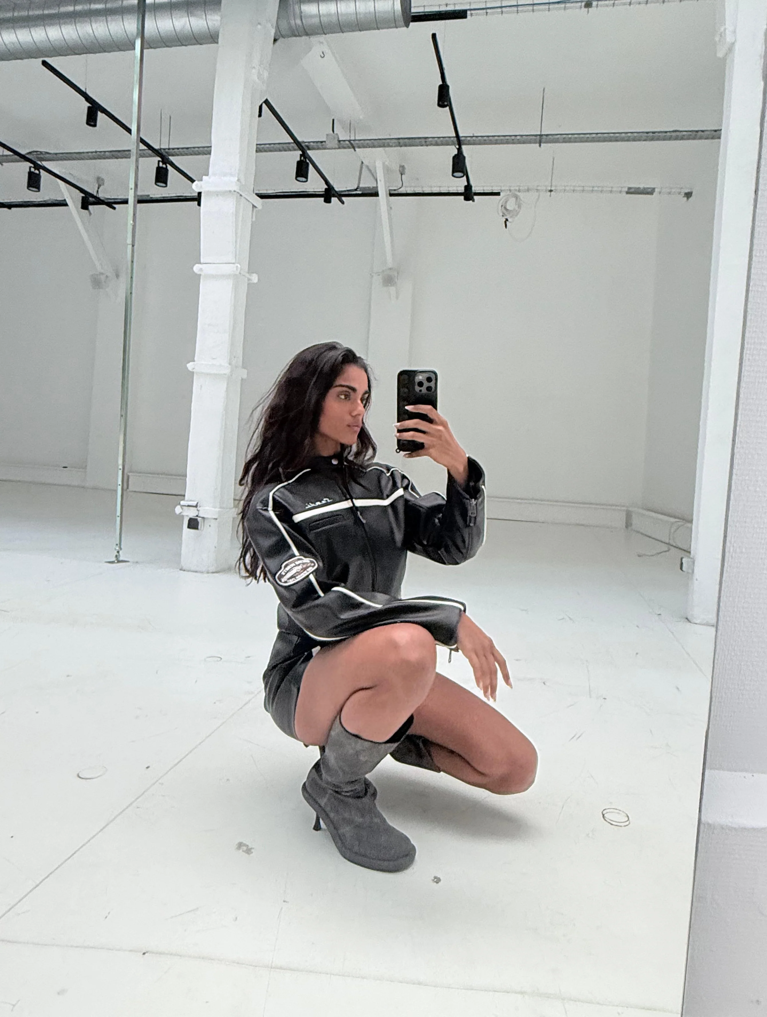 SAEMDI Pu Biker Skirt - Image 4