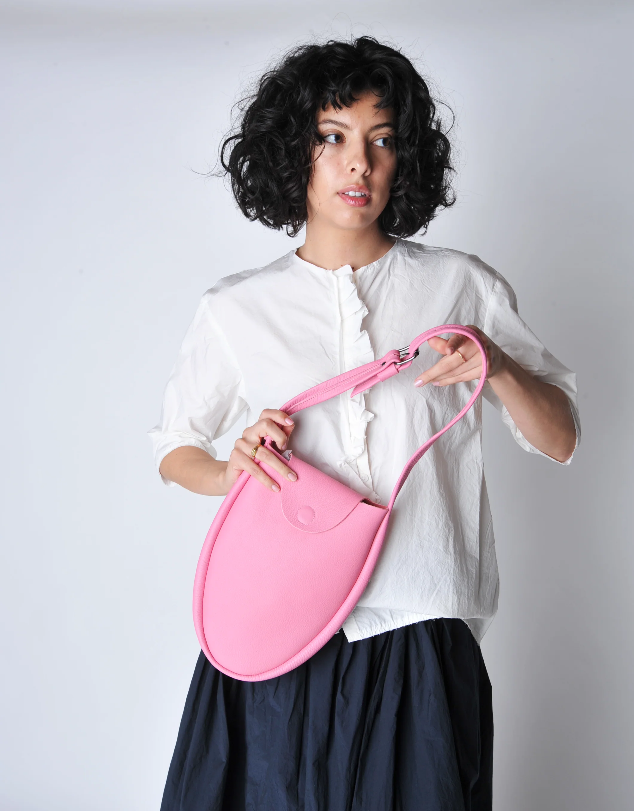 Frrry Pebble Bag - Image 2