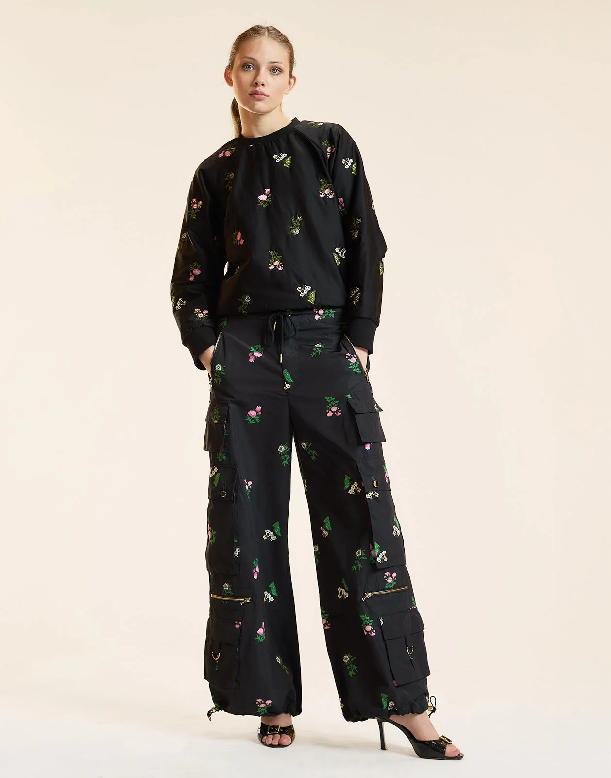 Cynthia Rowley Bouquet Printed Cargo Pants - Black Floral - Image 6
