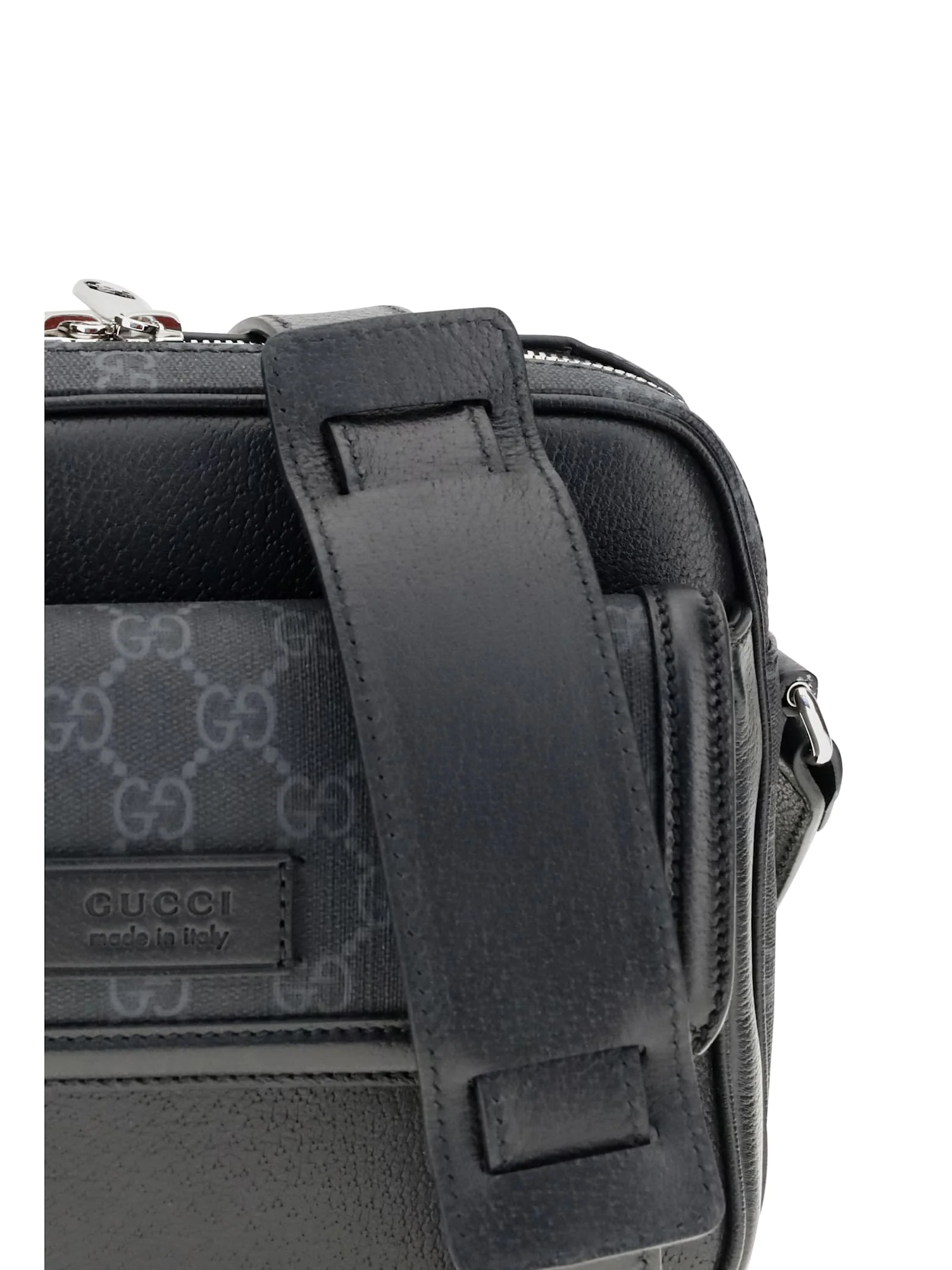 Gucci GG Supreme Shoulder Bag - Image 4