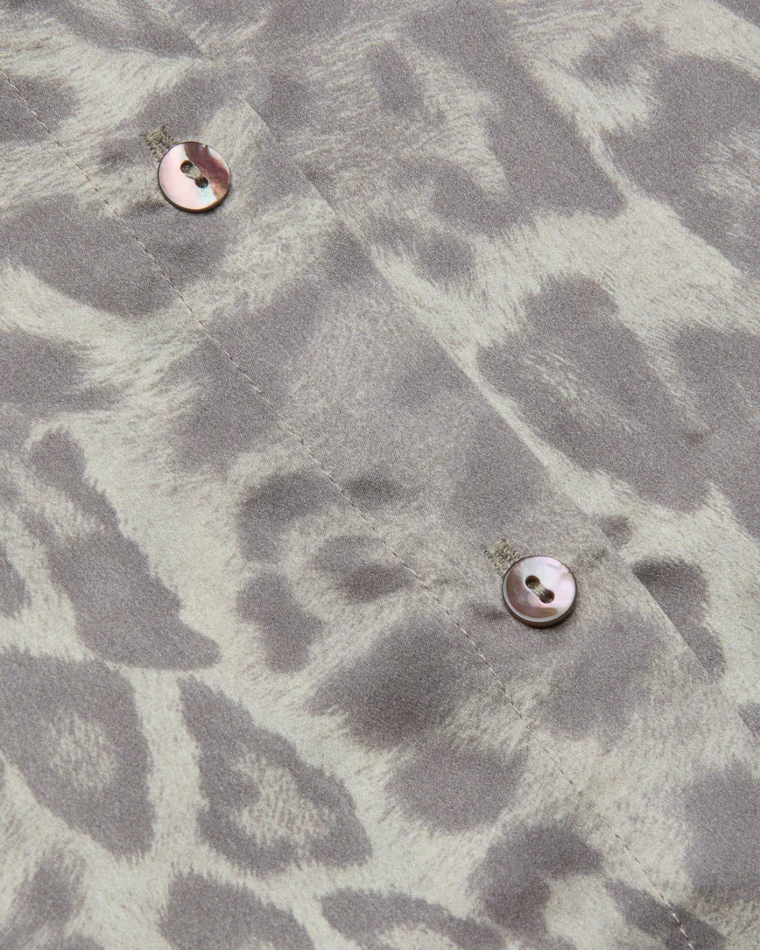 L'agence Tyler L/S Blouse - Grey Multi Patch Leopard - Image 4