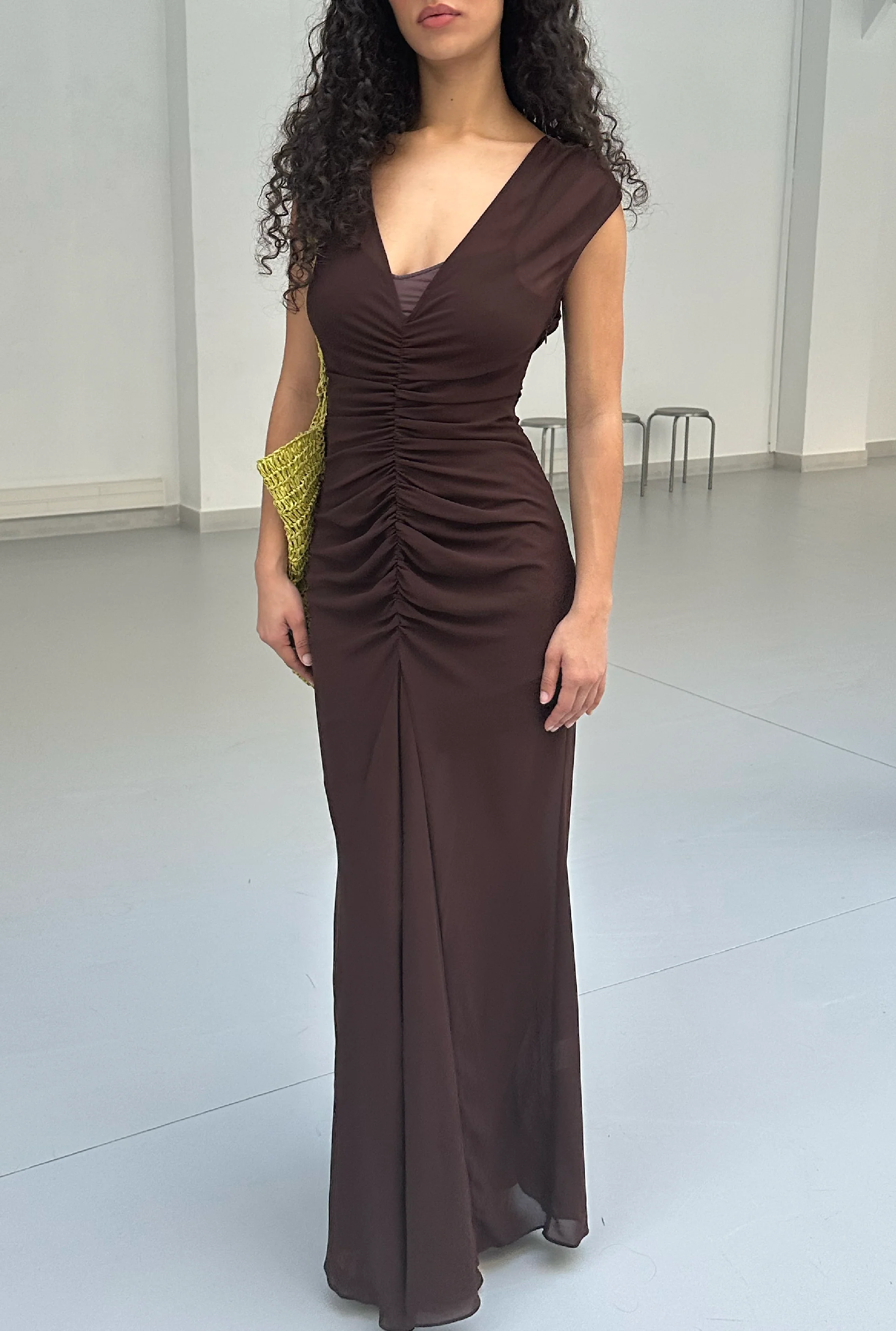 SAEMDI V-Neck Mermaid Dress - Image 3