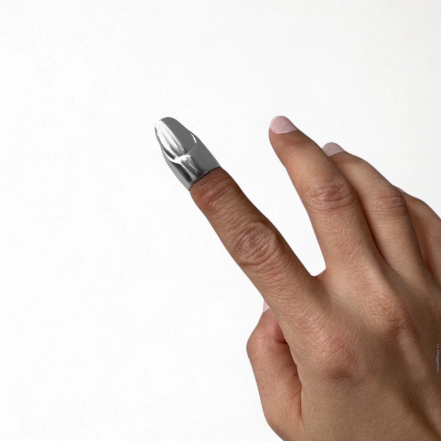 London Atelier Byproduct Silver Finger Cover With Nail Detail Ring - Image 2