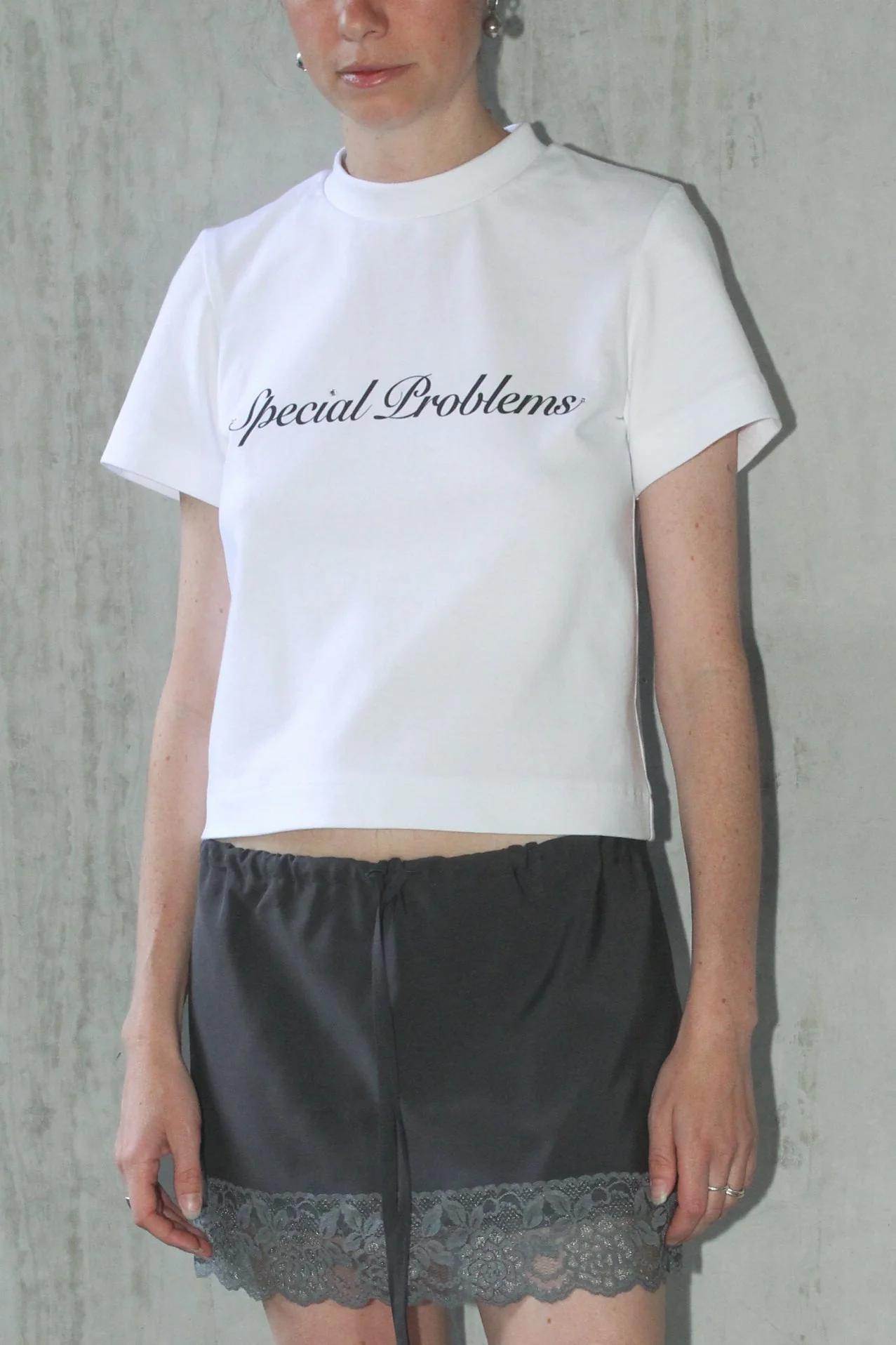 Par Moi Problems Tee - Image 3