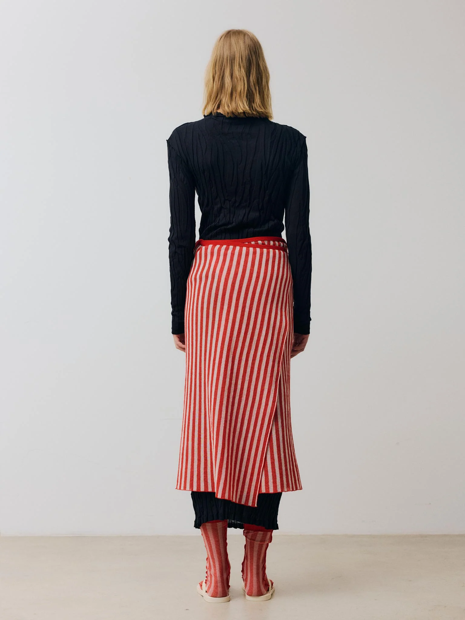 Rus Velo Sweater - Black - Image 5