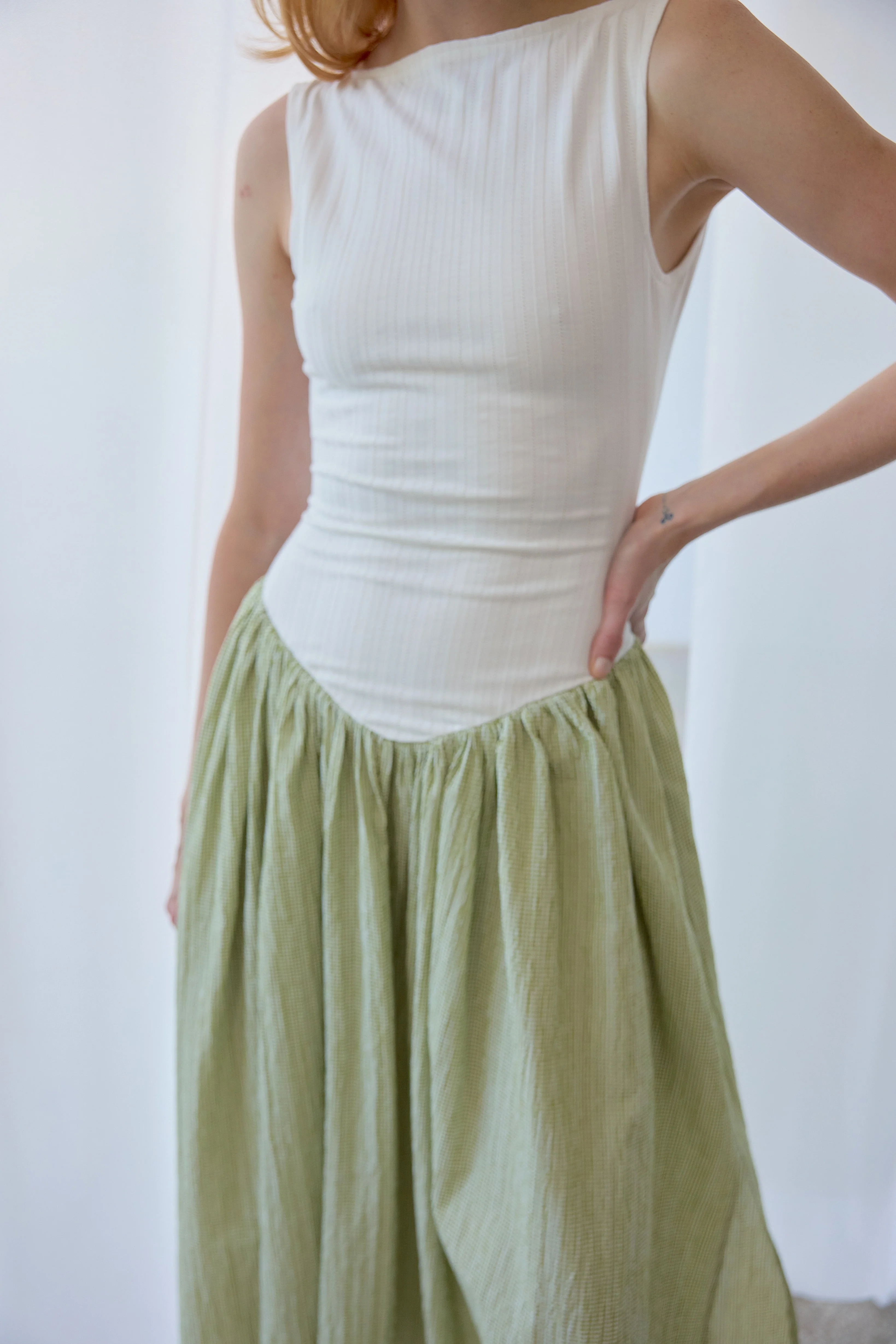 OhSevenDays Martina Dress - White & Green - Image 4