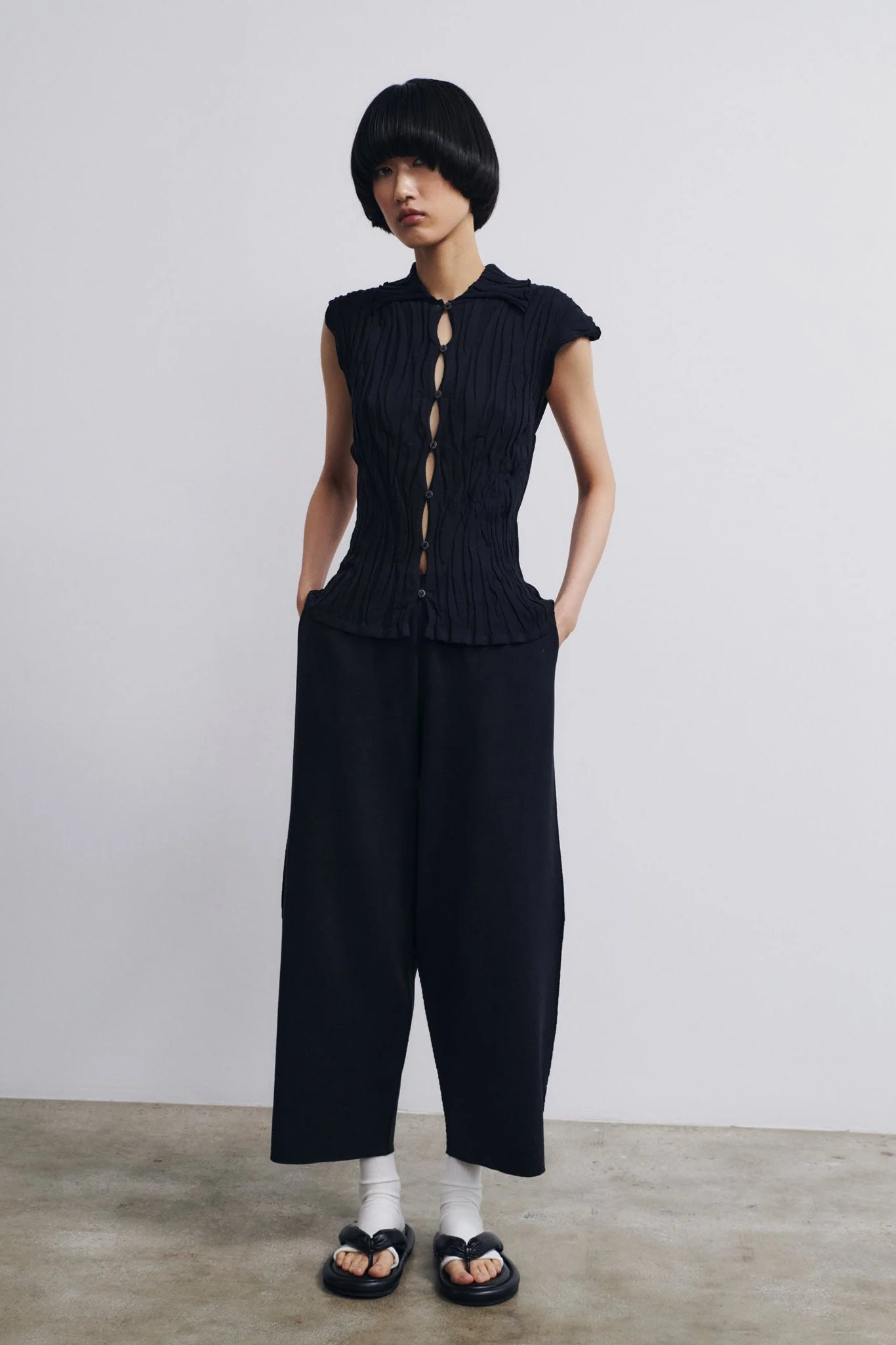 Rus Honkai Top - Black - Image 2