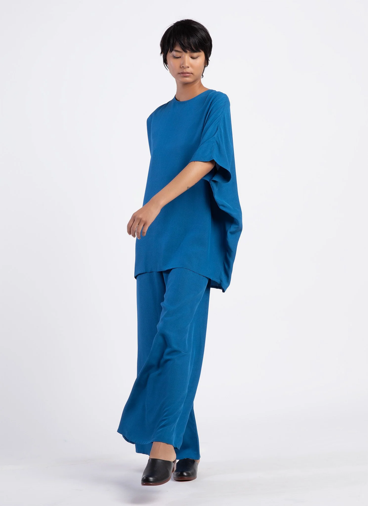 KAAREM Kite Round Neck Silk Tunic Top - Cobalt Blue - Image 2