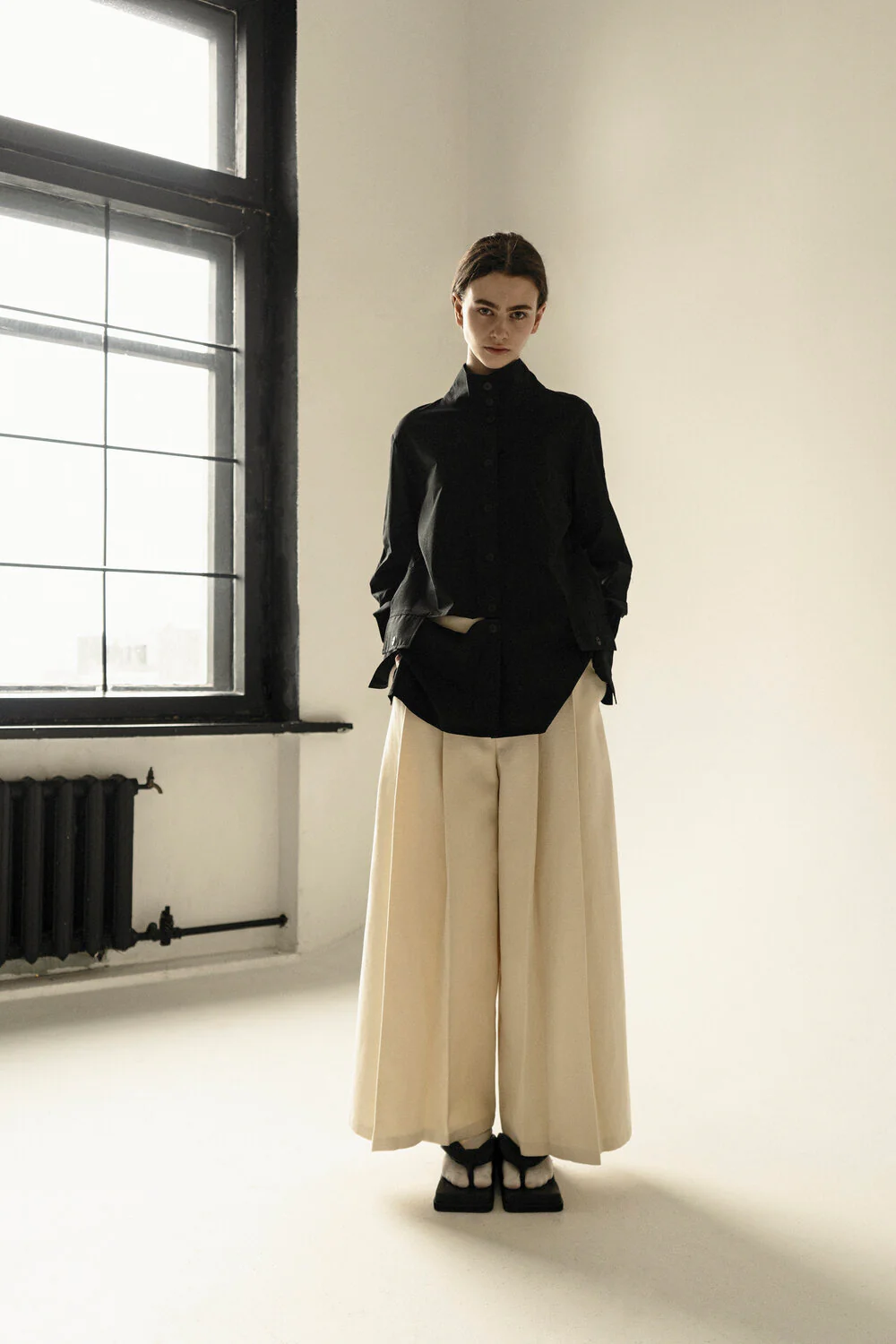K M by L A N G E Pleated Pants - Cream - Image 4