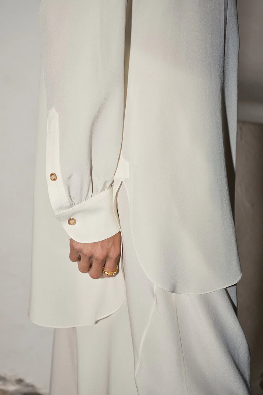 Datura Silk Paul Blouse - Nata - Image 4