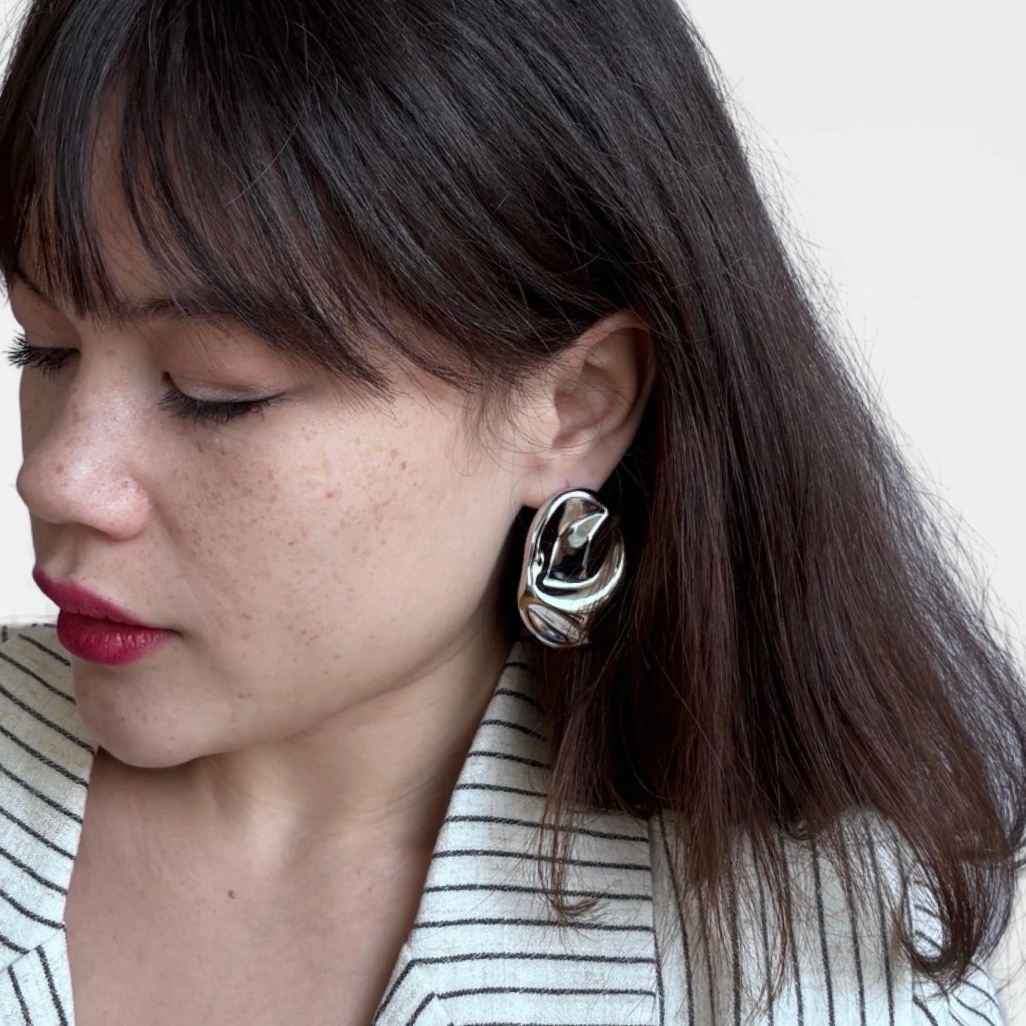 London Atelier Byproduct Silver Big Geometric Oval Earrings - Image 5