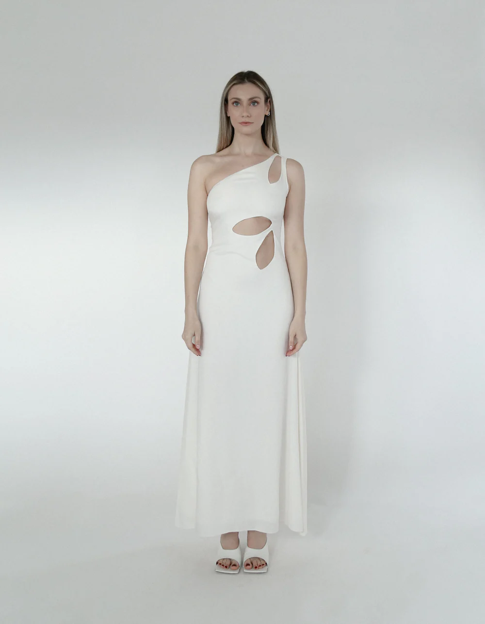 MAET MEGI Cut Out Midi Dress - White - Image 3