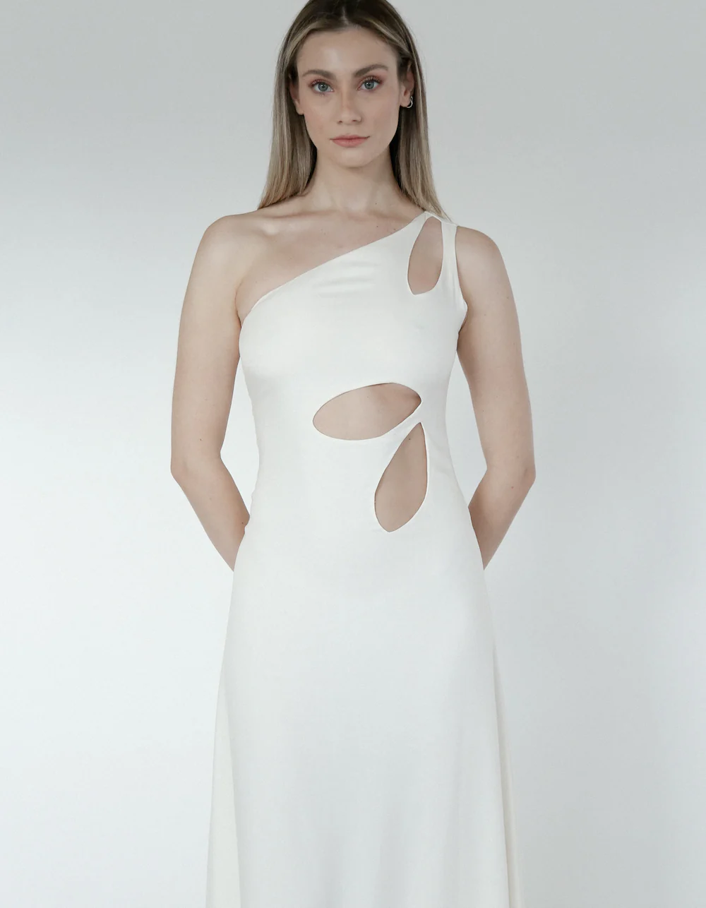MAET MEGI Cut Out Midi Dress - White - Image 5