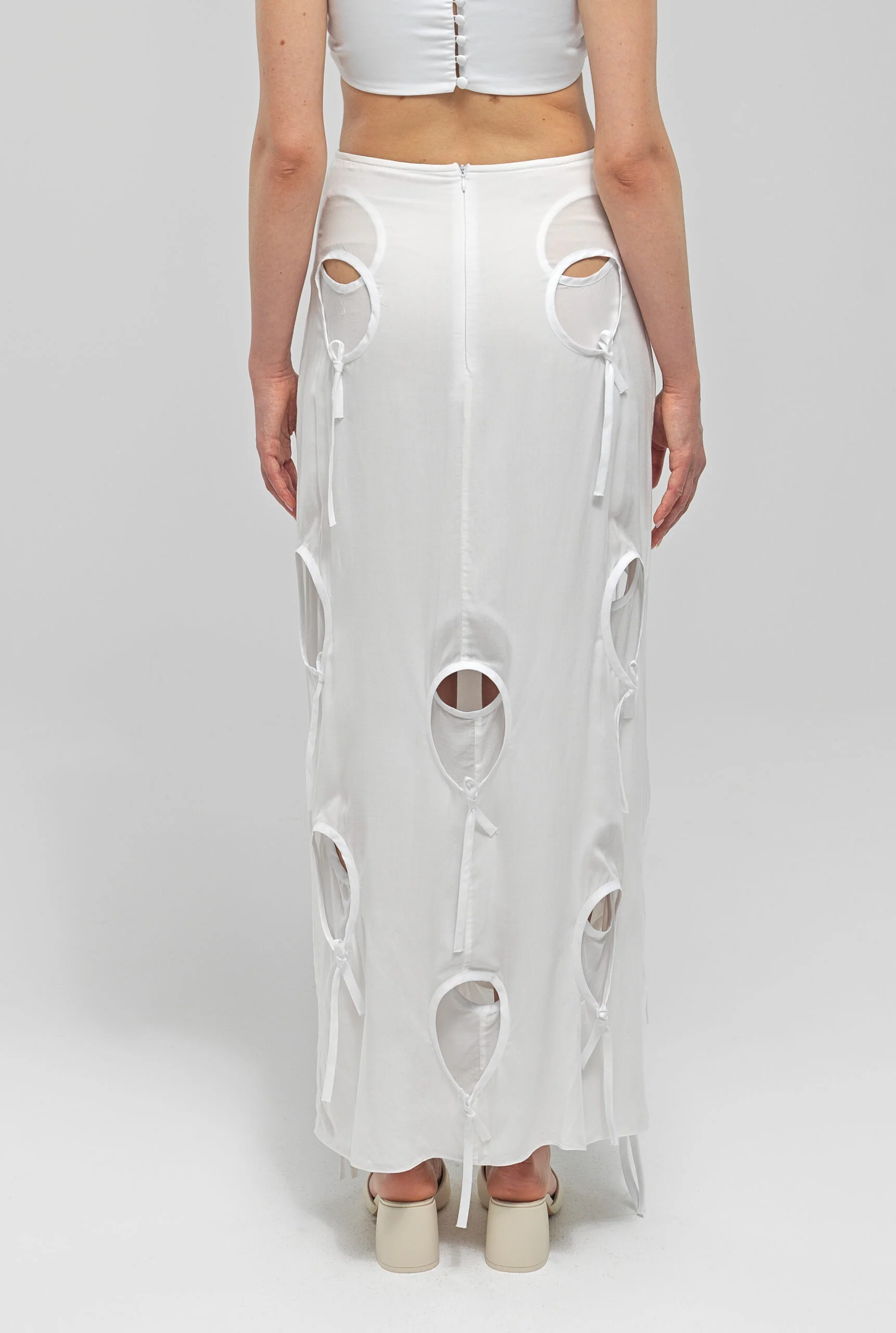 Maet Olena Circle Cut-out Midi Skirt - White - Image 4