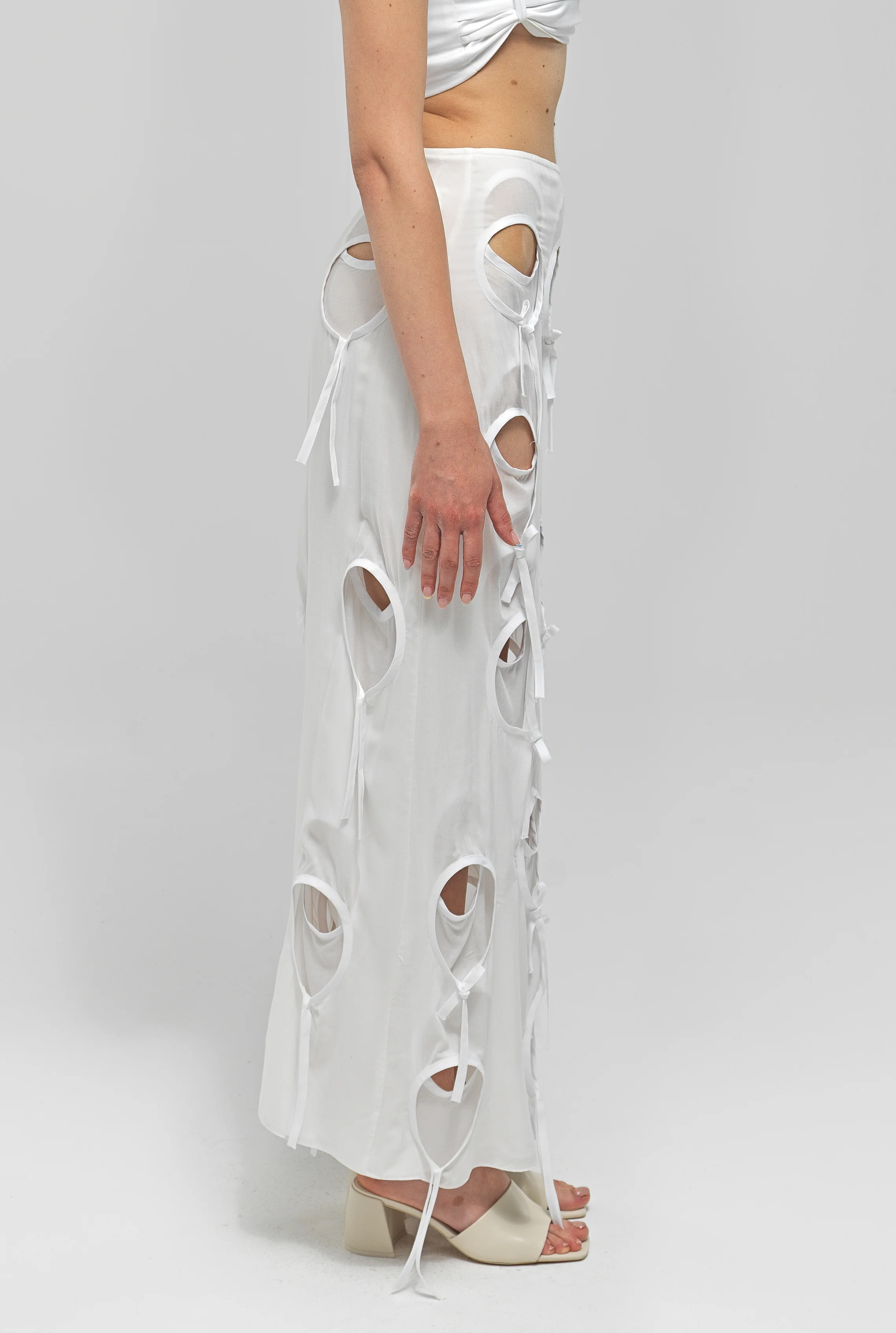 Maet Olena Circle Cut-out Midi Skirt - White - Image 5