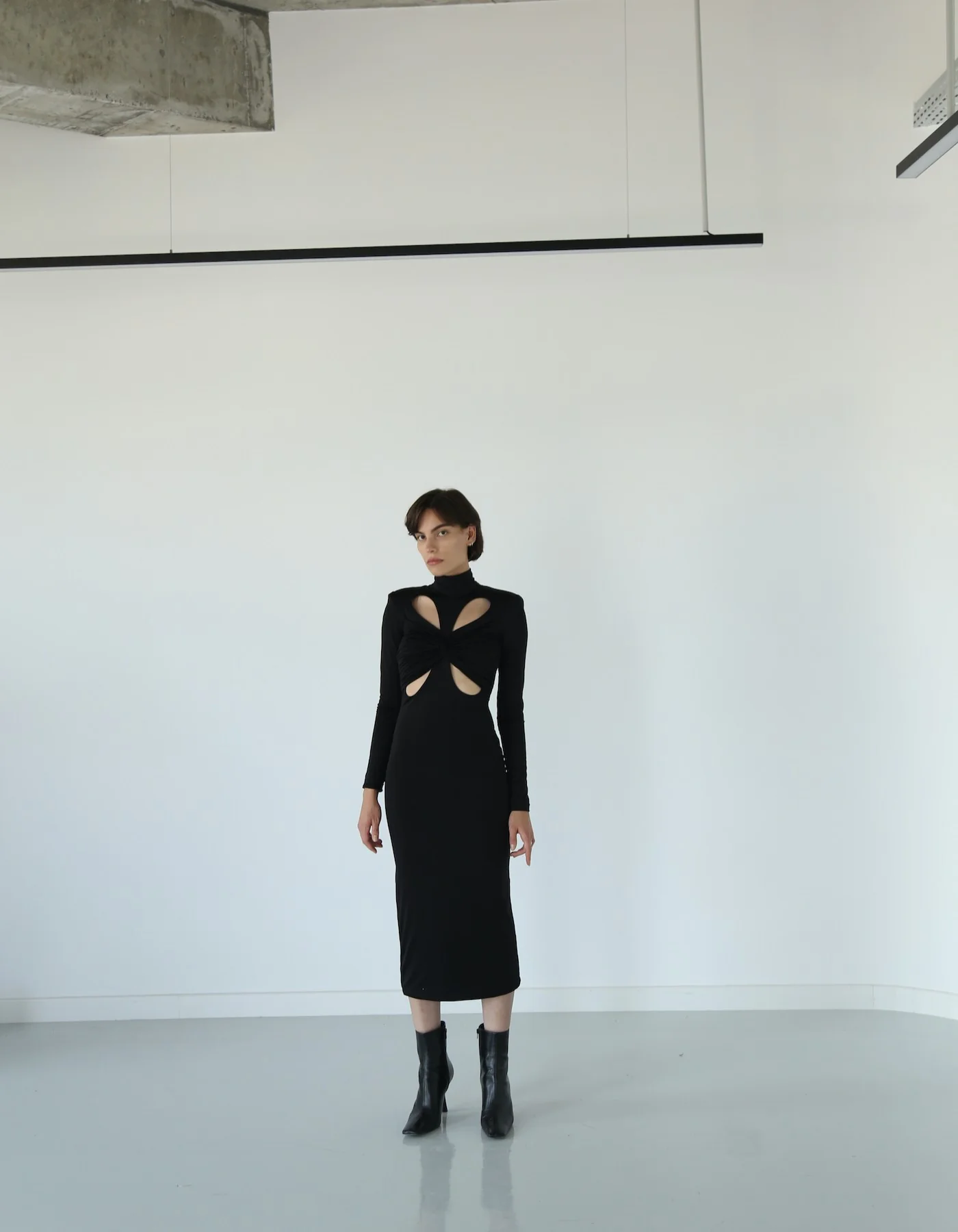 MAET TERFIL Midi Dress - Black - Image 4