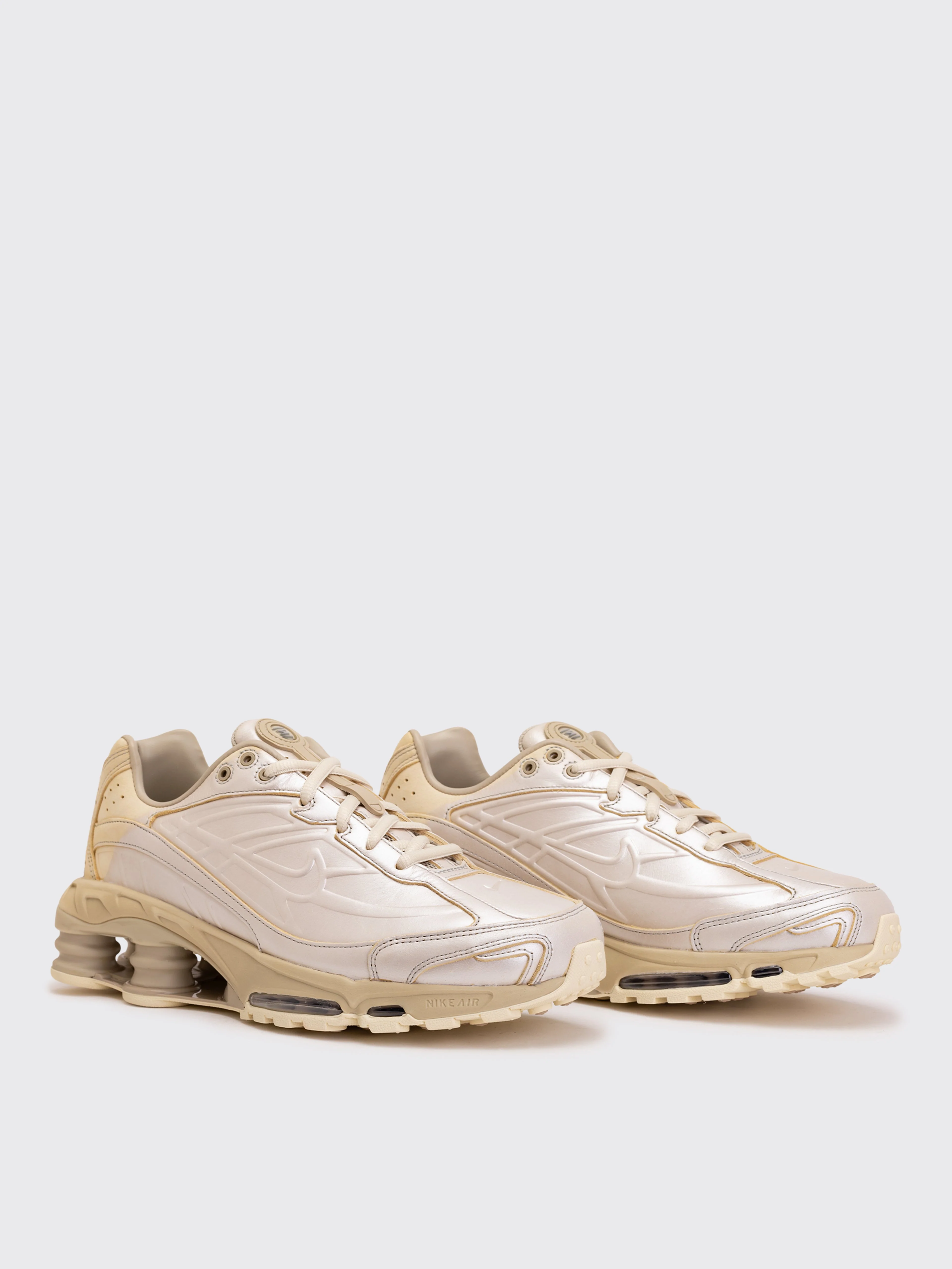 Nike Shox Ride 2 PRM Sneaker - Metallic Silver/LT Khaki-Desert Khaki - Image 2