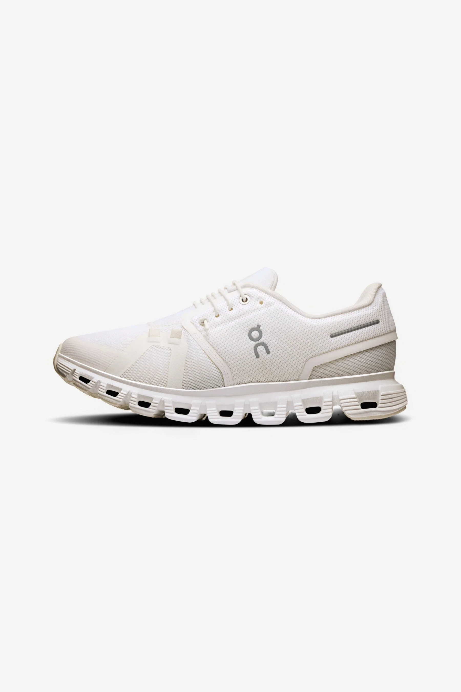 ON Running Cloud 6 Sneakers - Image 6