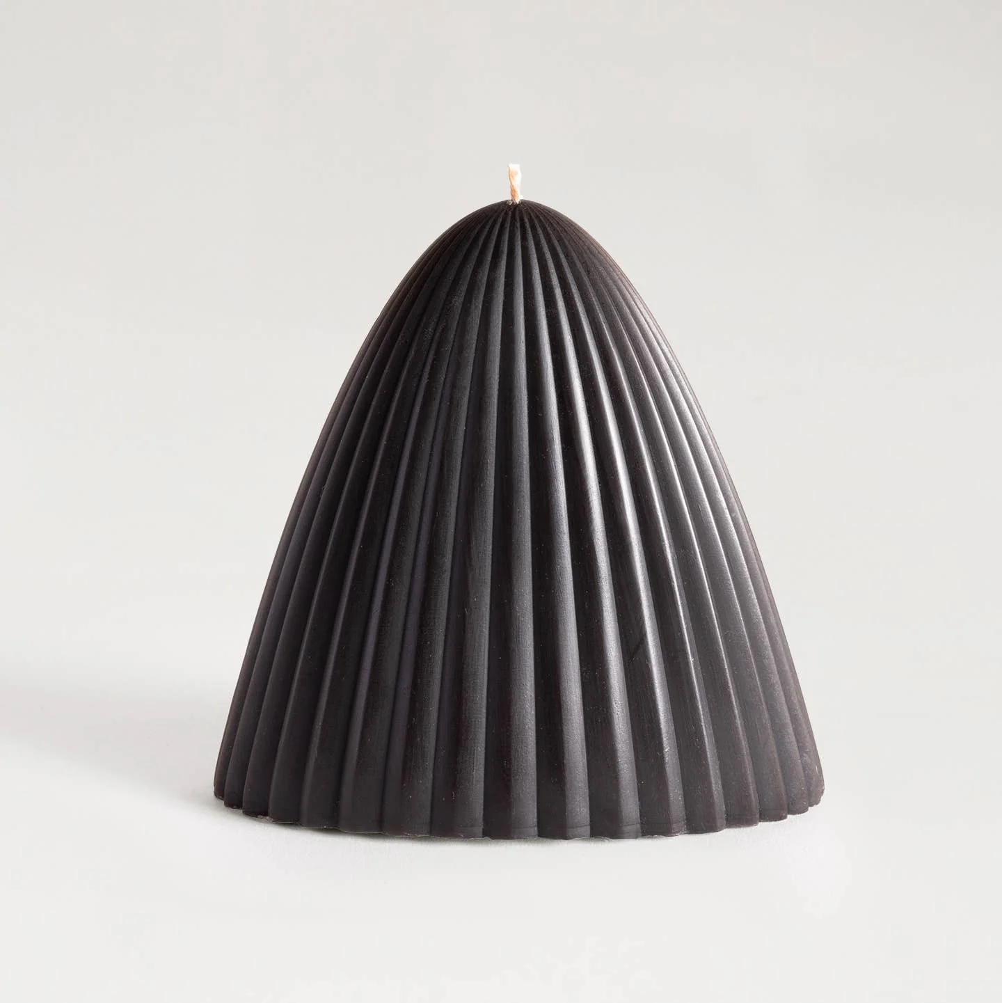 Ume Studio Tusk Beeswax Candle Small - Image 3