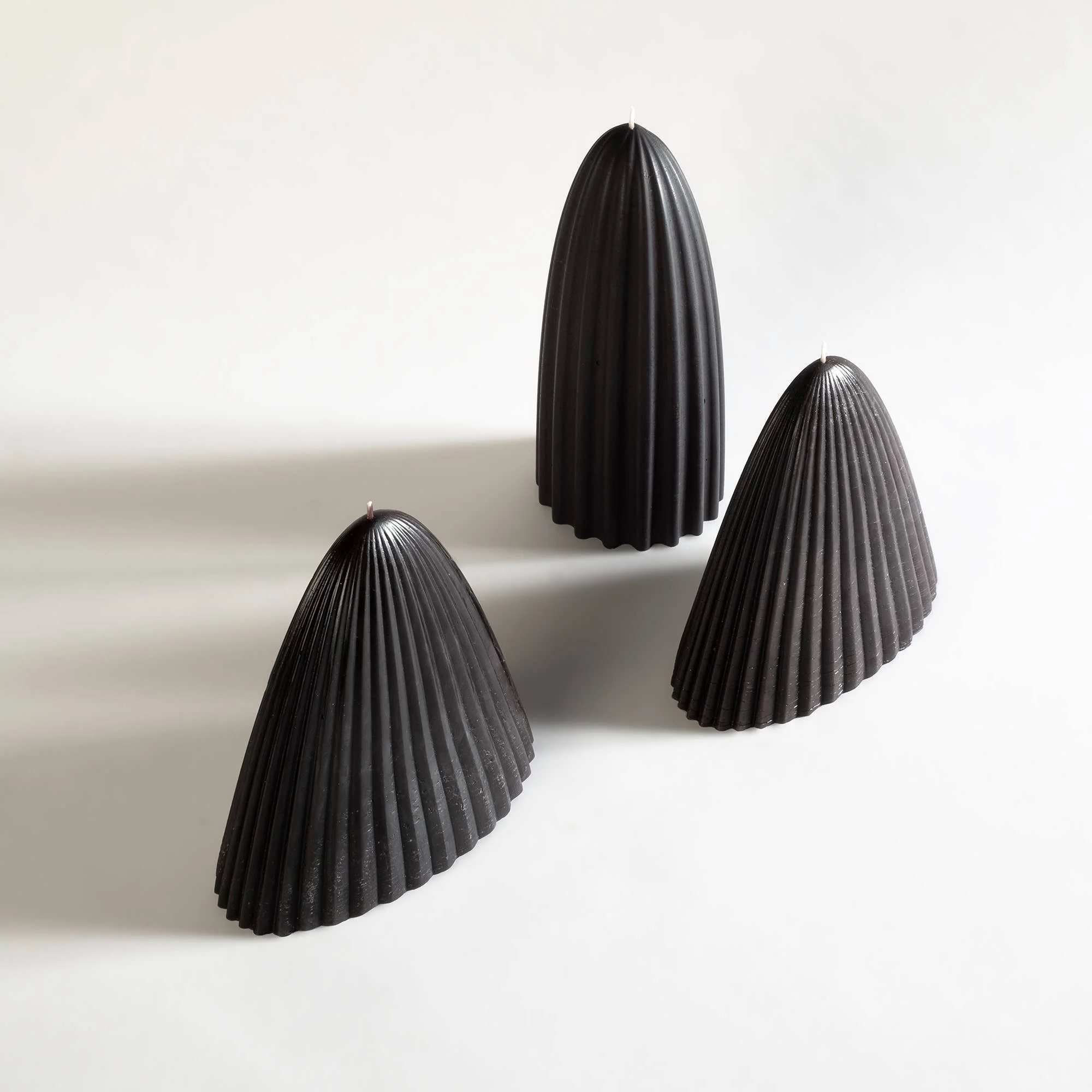 Ume Studio Tusk Beeswax Candle Small - Image 7